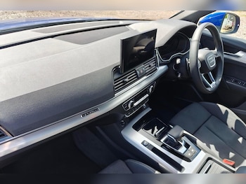 Used Audi Q5 2025 for sale - 76000639: Photo