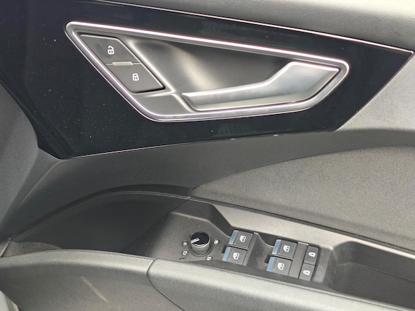 Used Audi Q4 e-tron 2021 for sale - 76295961: Photo 14