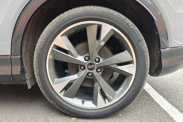 Used Audi Q4 e-tron 2021 for sale - 76295961: Photo 5