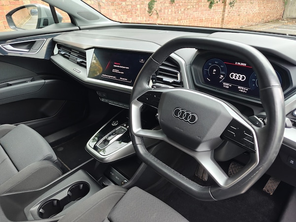 Used Audi Q4 e-tron 2021 for sale - 76295961: Photo 6