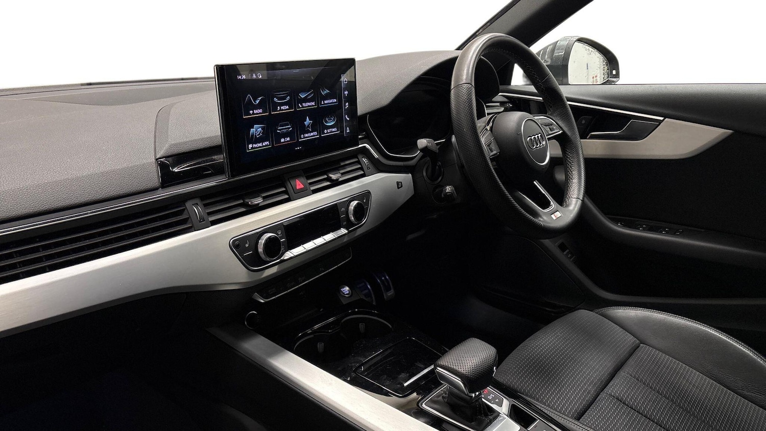 Used Audi A4 2022 for sale - 77637784: Photo 2