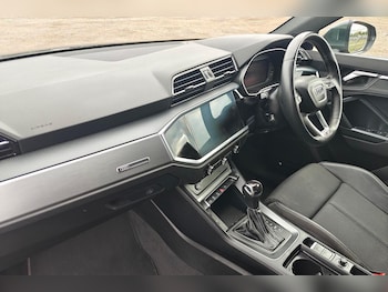 Used Audi Q3 2021 for sale - 75614097: Photo