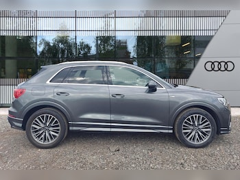 Used Audi Q3 2021 for sale - 75614097: Photo