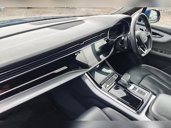 Used Audi Q7 2021 for sale - 75977530: Photo