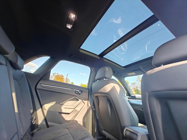 Used Audi Q3 2020 for sale - 76189351: Photo 10