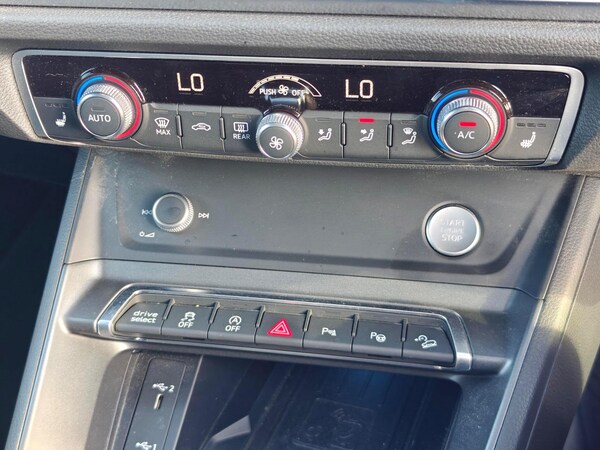 Used Audi Q3 2020 for sale - 76189351: Photo 18