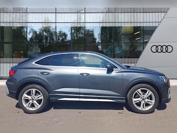 Used Audi Q3 2023 for sale - 79202419: Photo