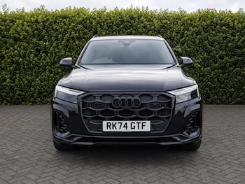 Used Audi Q7 2024 for sale - 79774271: Photo