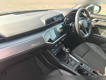 Used Audi Q3 2020 for sale - 75311610: Photo