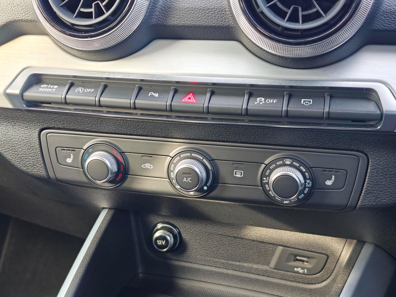 Used Audi Q2 for sale - 78047809: Photo 15