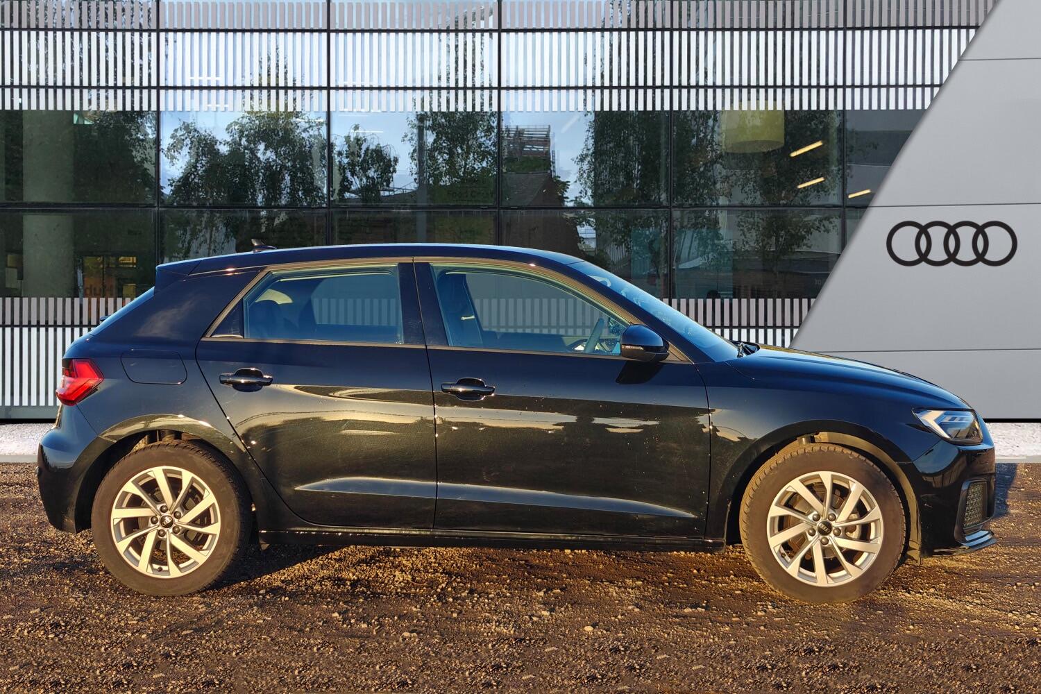 Used Audi A1 2023 for sale - 76431817: Photo 4