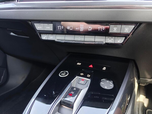 Used Audi Q4 e-tron 2025 for sale - 75388239: Photo 16