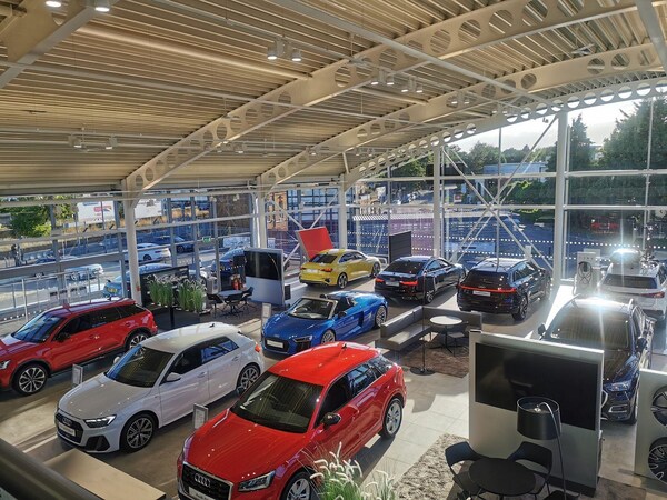 Used Audi Q3 2023 for sale - 76226272: Photo 2