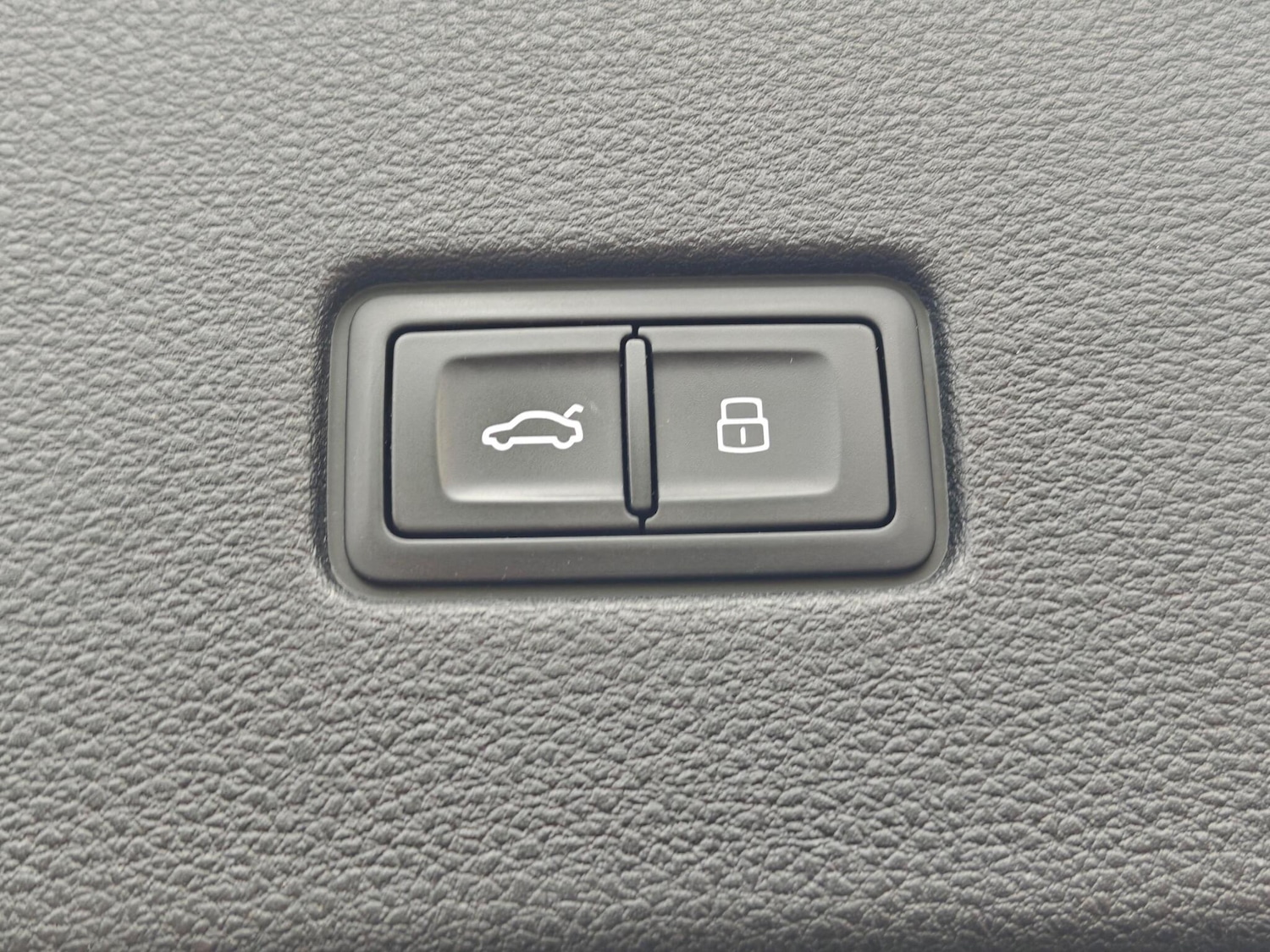 Used Audi Q8 2020 for sale - 76619627: Photo 9