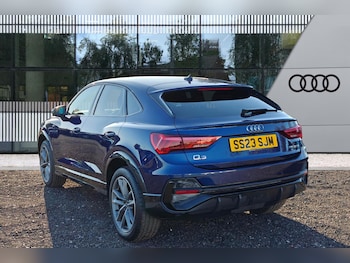 Used Audi Q3 2023 for sale - 76850541: Photo