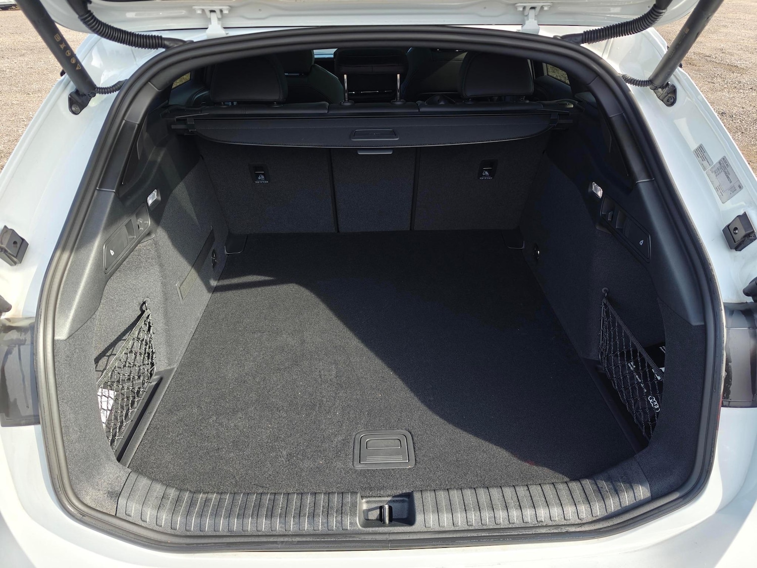 Used Audi A6 e-tron Avant 2025 for sale - 76337829: Photo 8