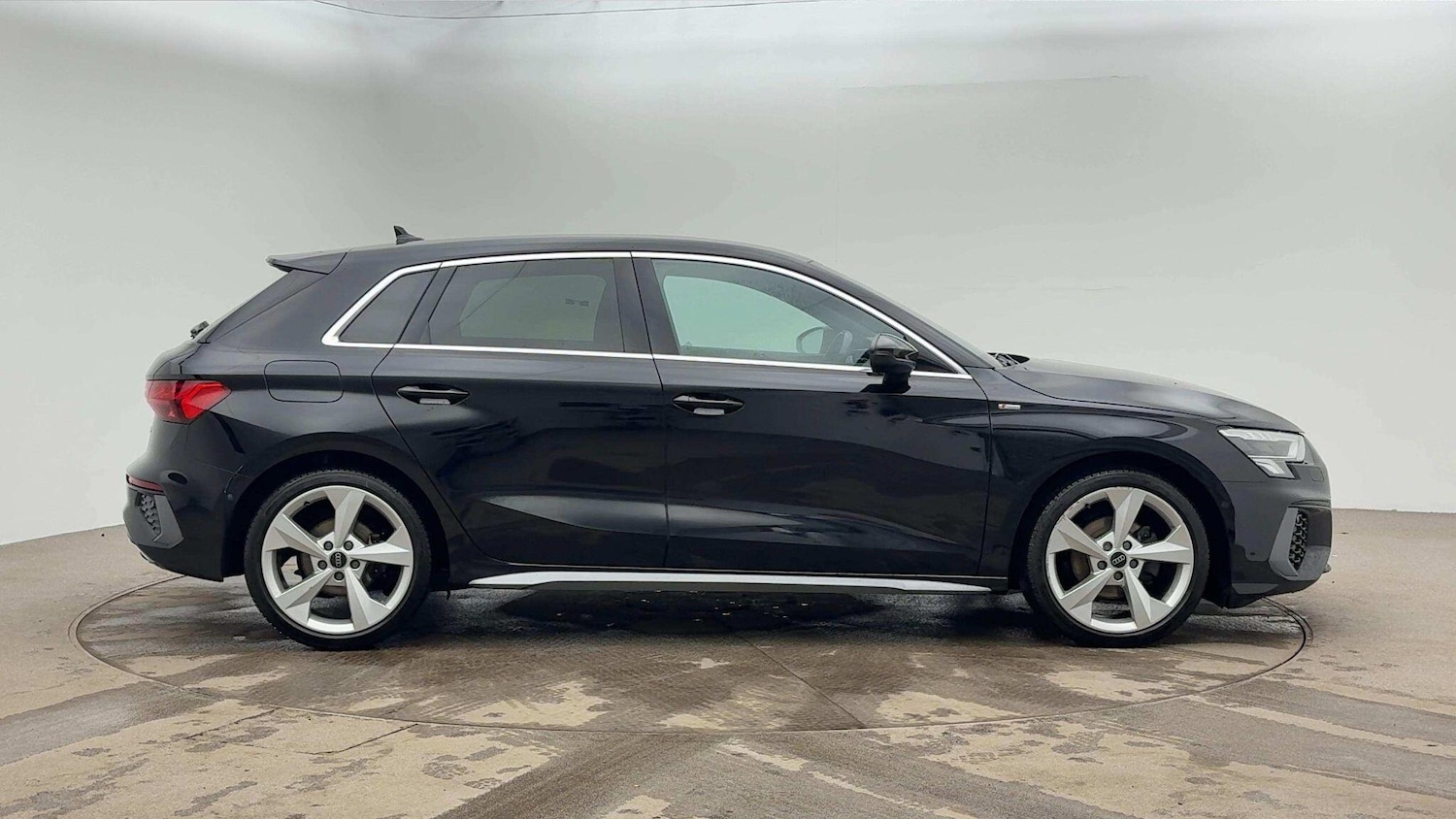 Used Audi A3 2023 for sale - 77550563: Photo 4