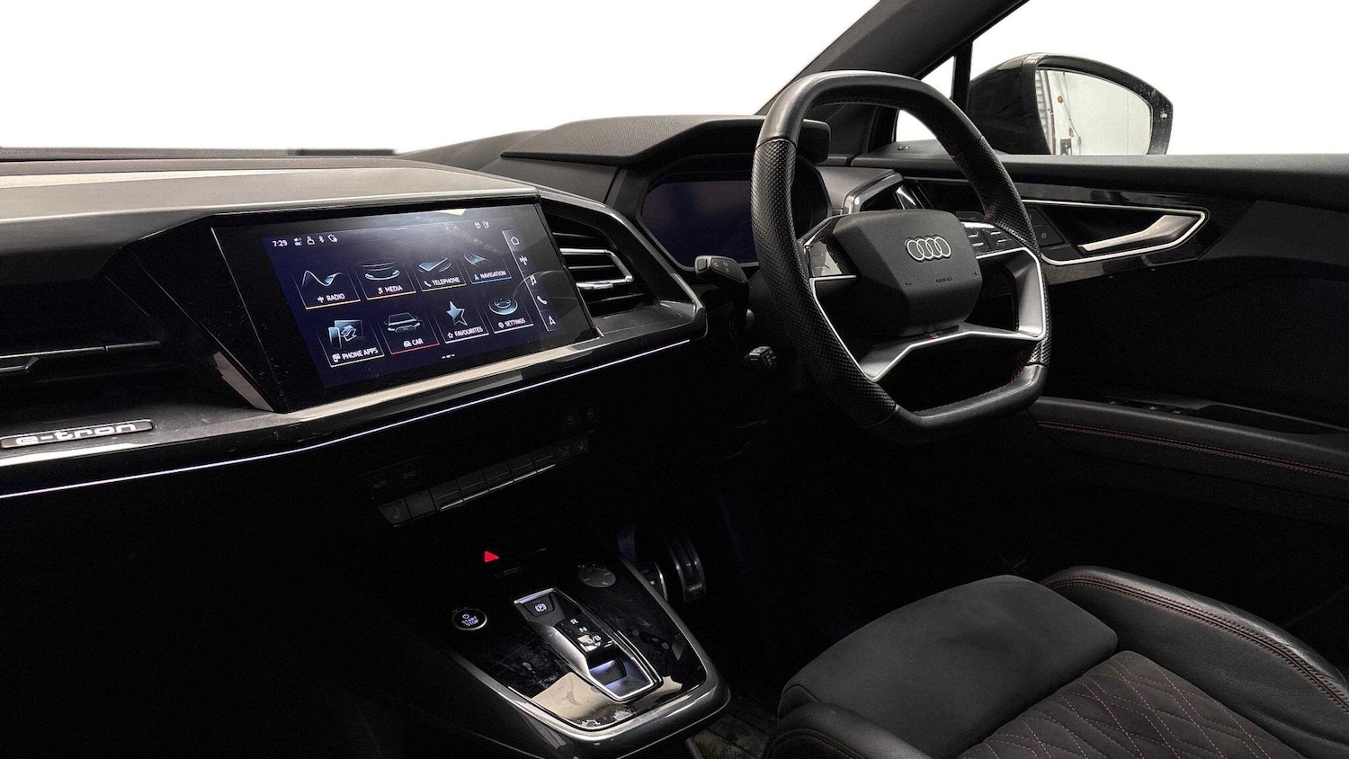 Used Audi Q4 e-tron for sale - 77683952: Photo 2