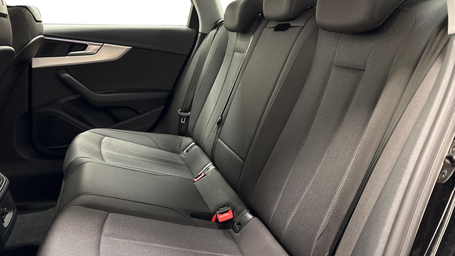 Used Audi A4 2023 for sale - 77216131: Photo 7