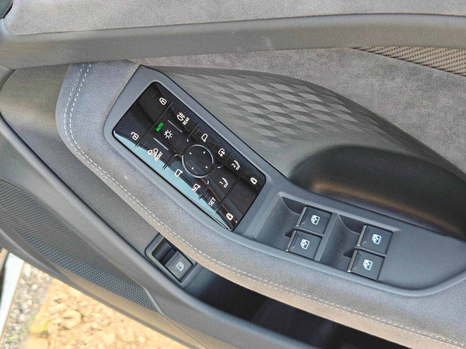 Used Audi A6 Saloon 2025 for sale - 76619669: Photo 16