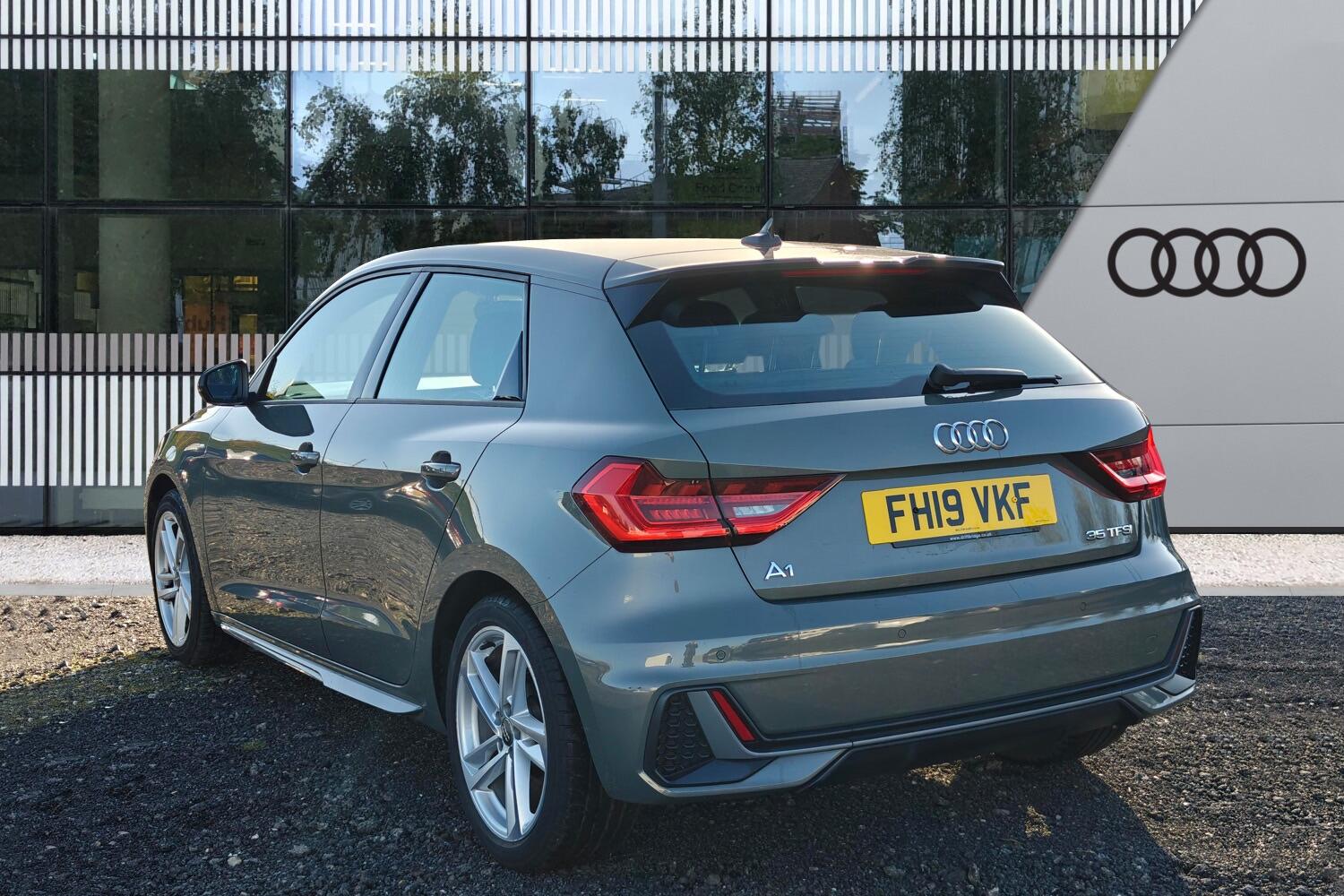 Used Audi A1 2019 for sale - 76772078: Photo 2