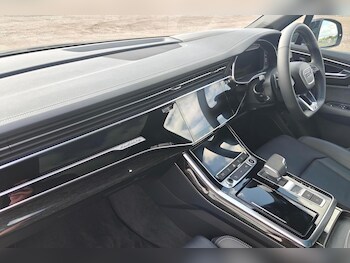 Used Audi Q7 2025 for sale - 77411008: Photo