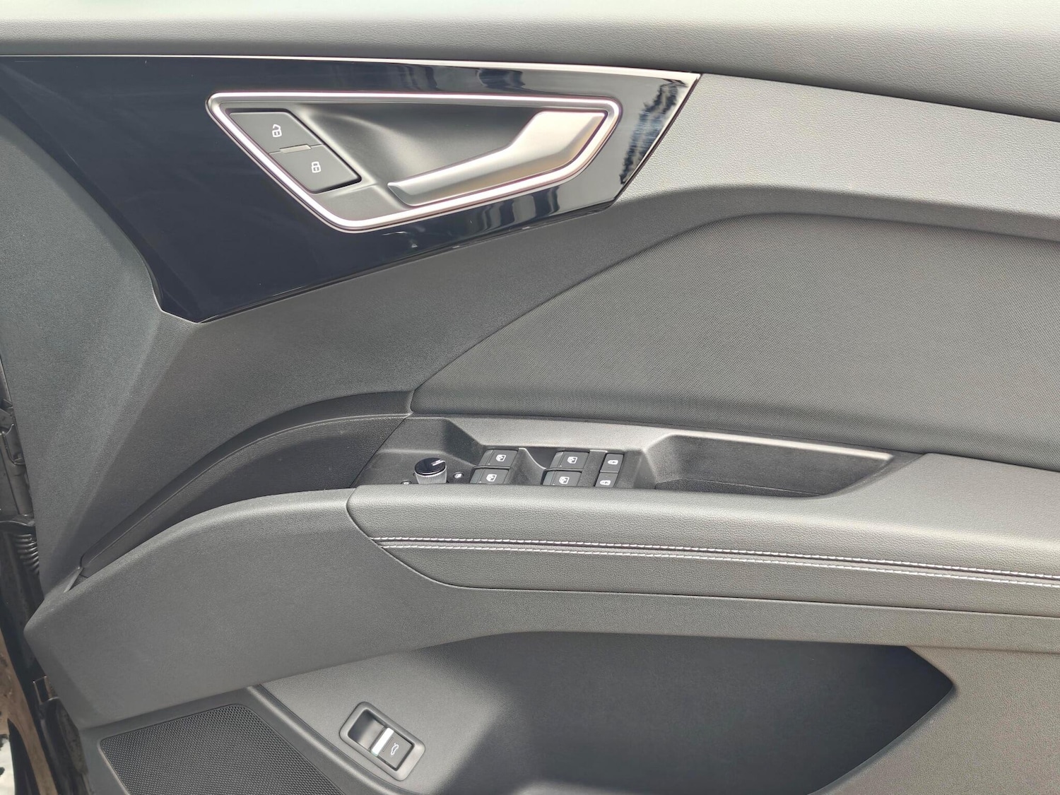 Used Audi Q4 e-tron 2025 for sale - 77658587: Photo 15