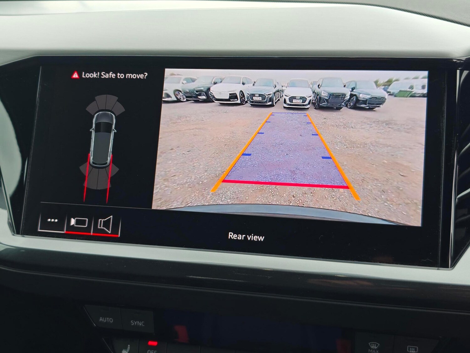 Used Audi Q4 e-tron 2025 for sale - 77658587: Photo 20