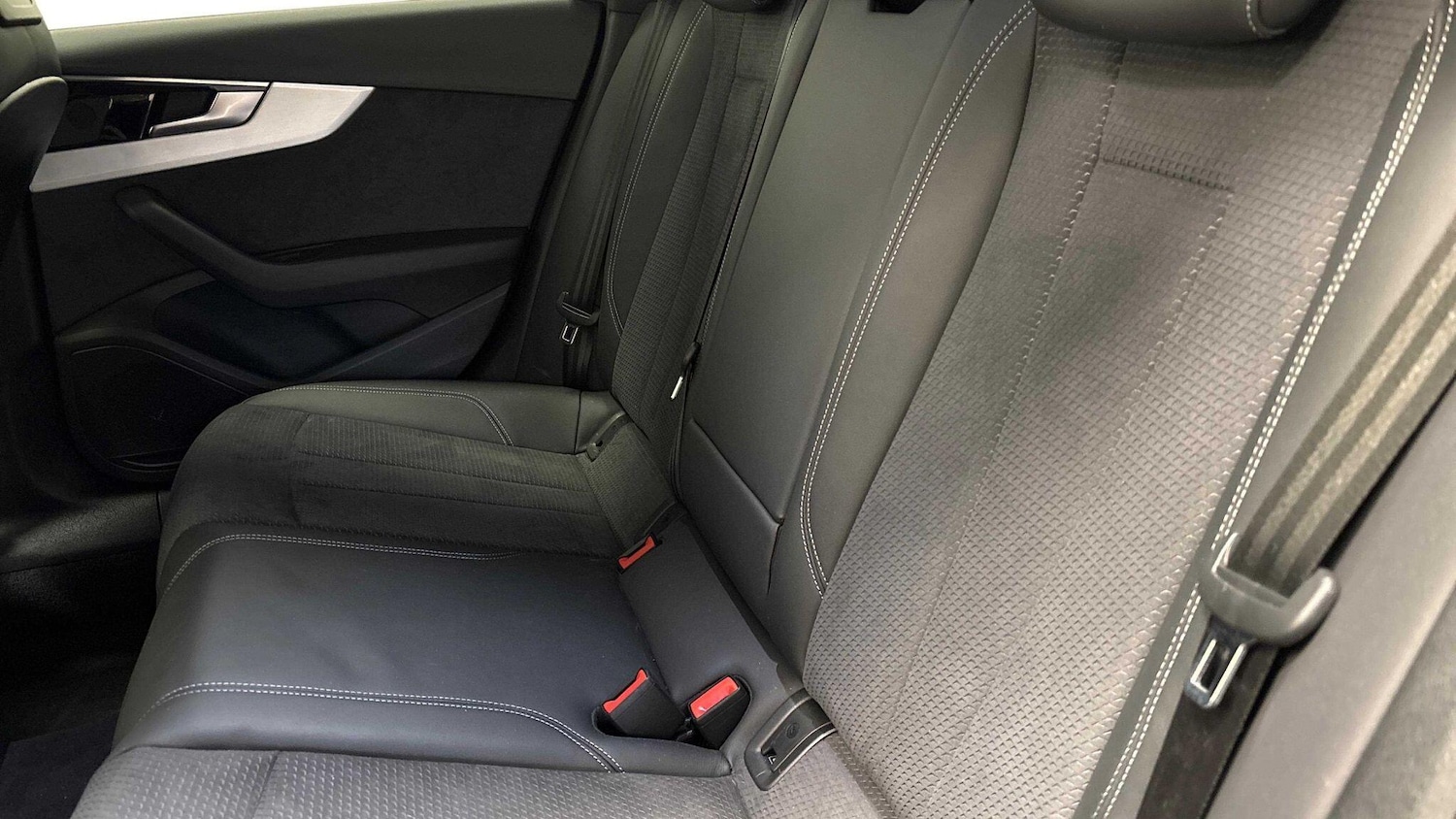 Used Audi A4 2022 for sale - 77611571: Photo 6