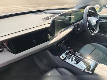 Used Audi A6 e-tron Avant 2025 for sale - 76084775: Photo