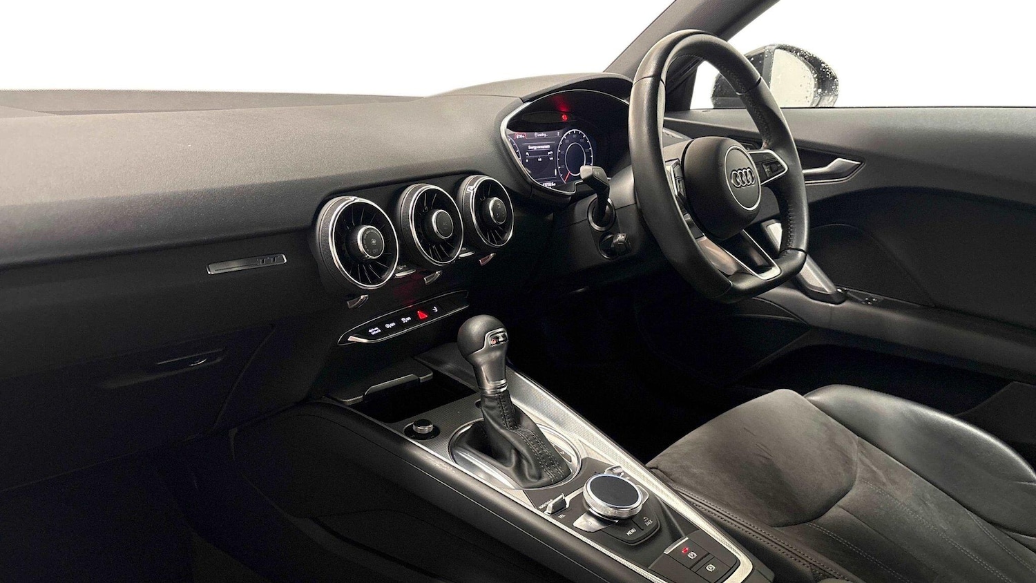 Used Audi TT for sale - 77925880: Photo 2