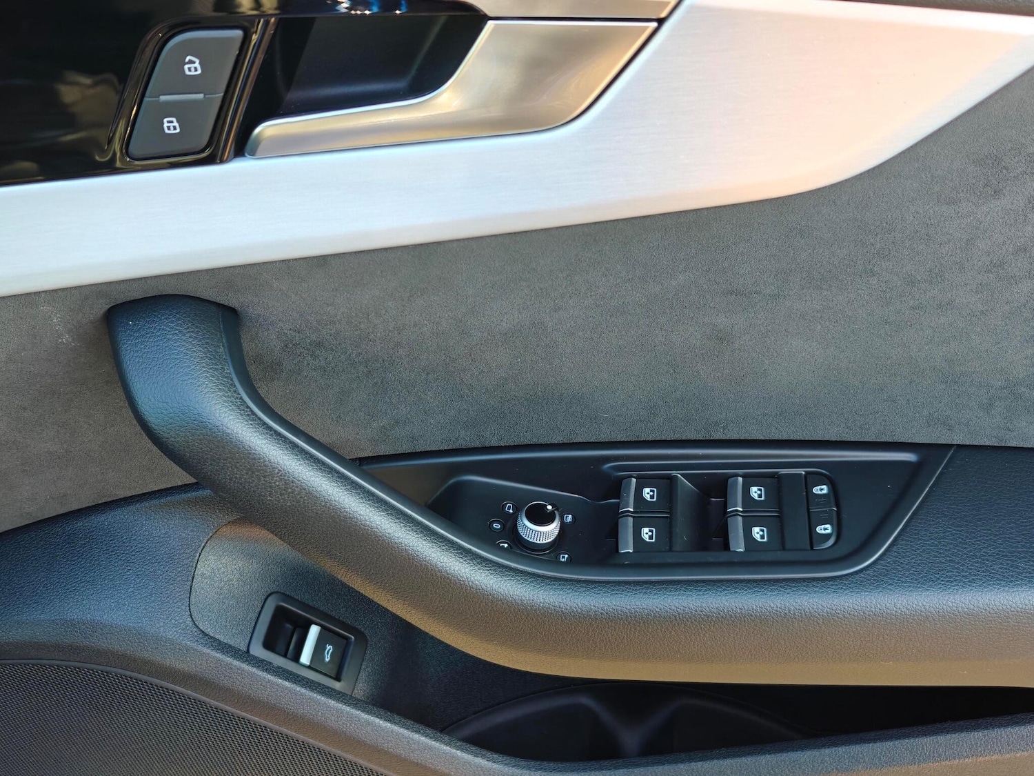 Used Audi A4 2020 for sale - 76613020: Photo 14