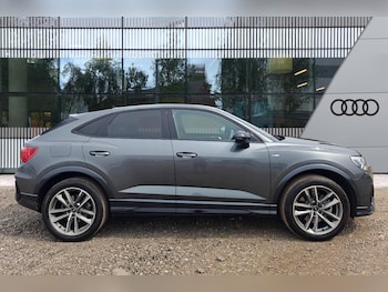 Used Audi Q3 2022 for sale - 75562952: Photo