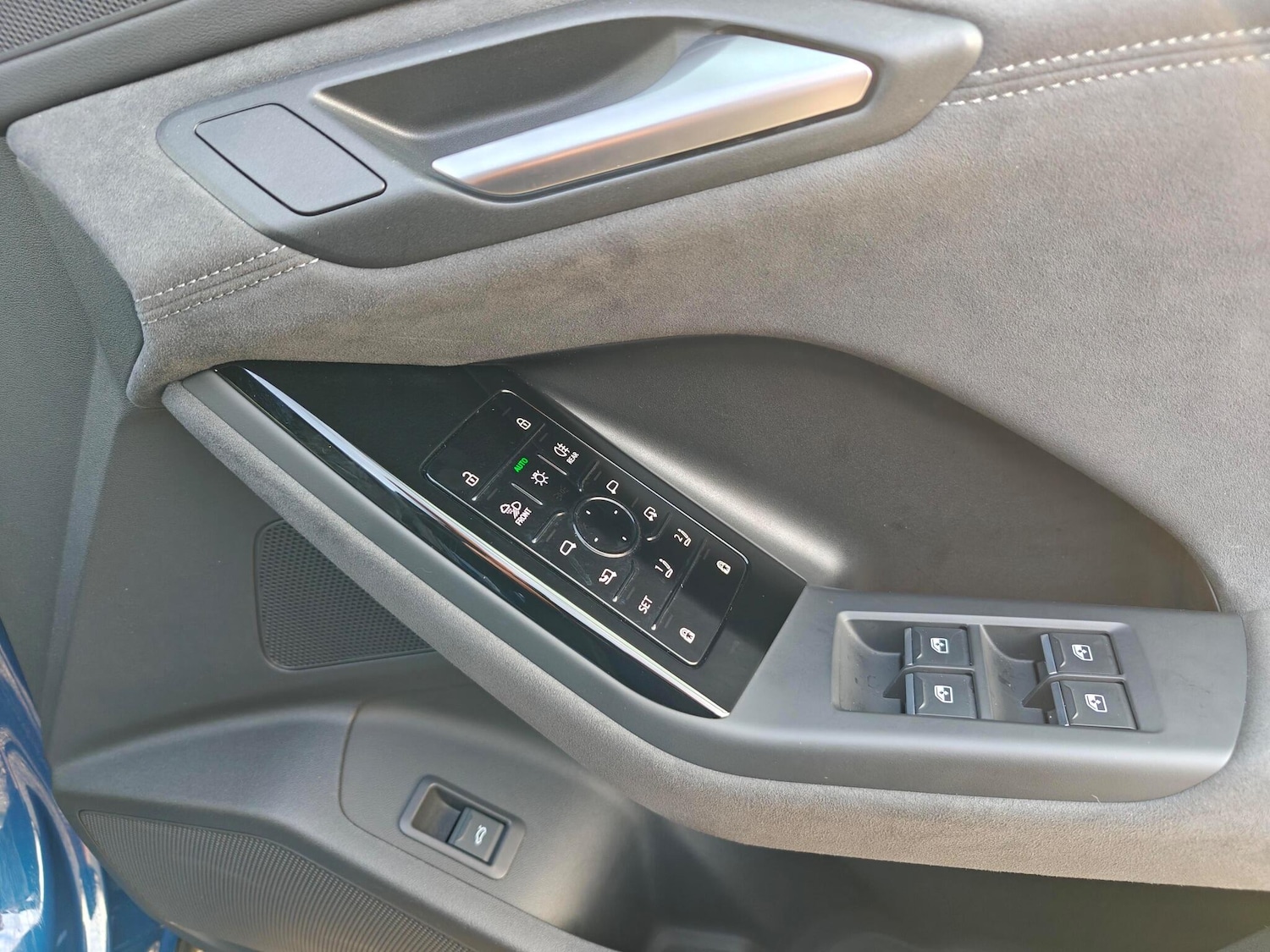 Used Audi Q6 e-tron 2024 for sale - 77612095: Photo 18