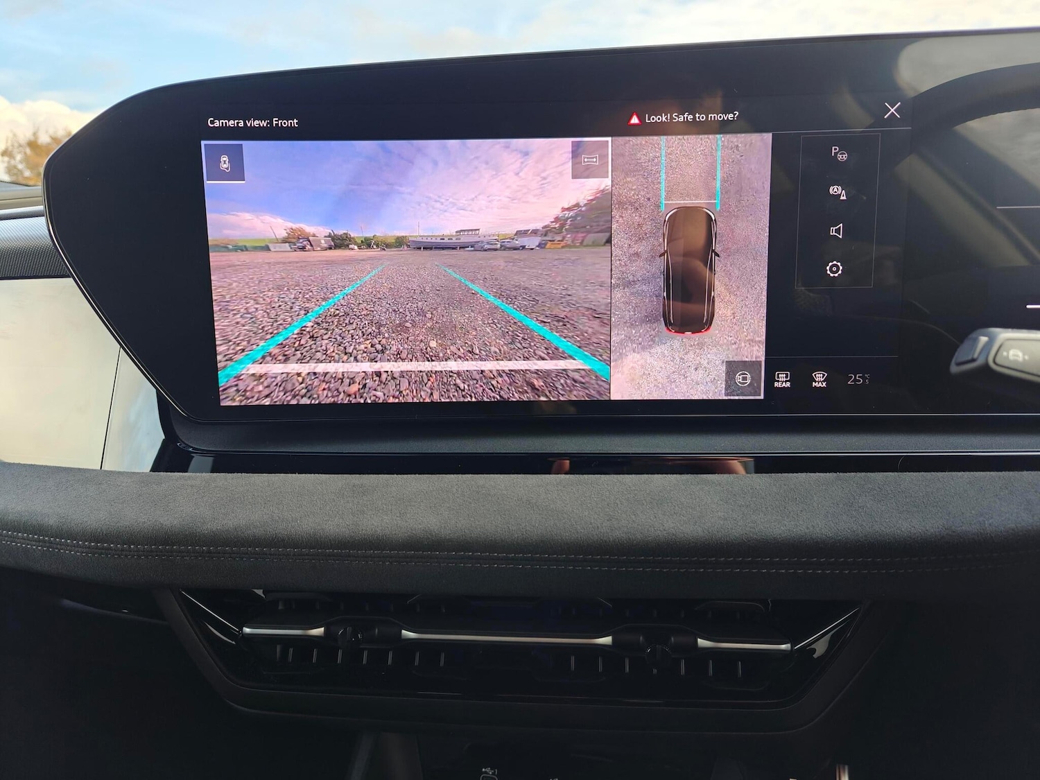 Used Audi Q6 e-tron 2024 for sale - 77612095: Photo 21