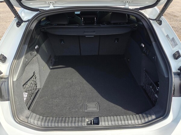 Used Audi A6 e-tron Avant 2025 for sale - 75311859: Photo 8