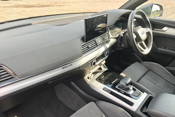 Used Audi Q5 2021 for sale - 75614160: Photo 2