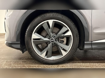 Used Audi Q4 e-tron 2022 for sale - 77016322: Photo