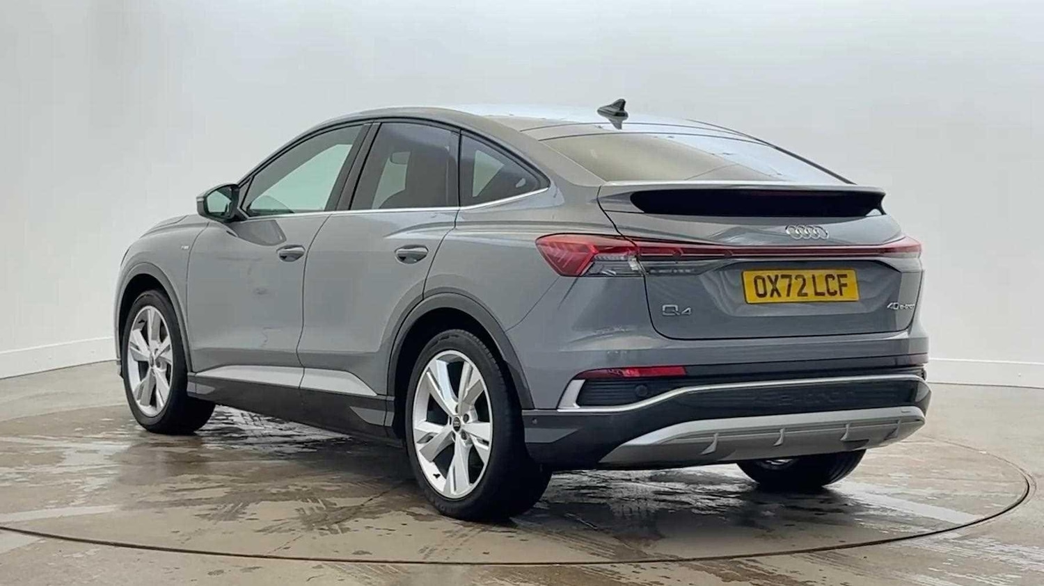 Used Audi Q4 e-tron 2022 for sale - 77510256: Photo 3