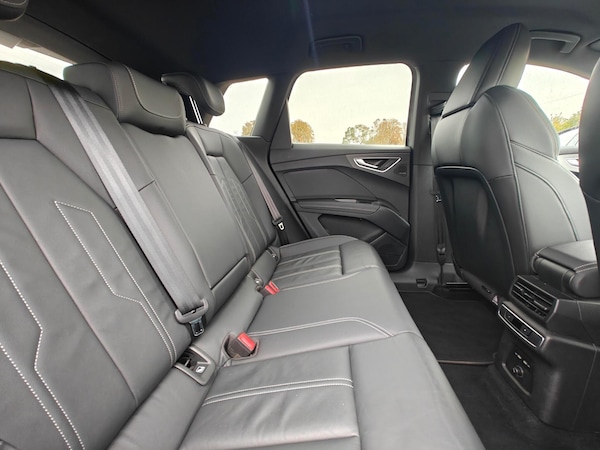 Used Audi Q4 e-tron 2022 for sale - 76295657: Photo 10