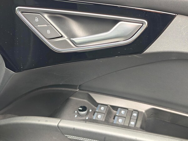 Used Audi Q4 e-tron 2022 for sale - 76295657: Photo 13