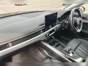 Used Audi A4 2022 for sale - 79213192: Photo