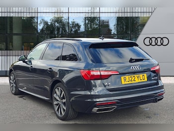 Used Audi A4 2022 for sale - 79213192: Photo