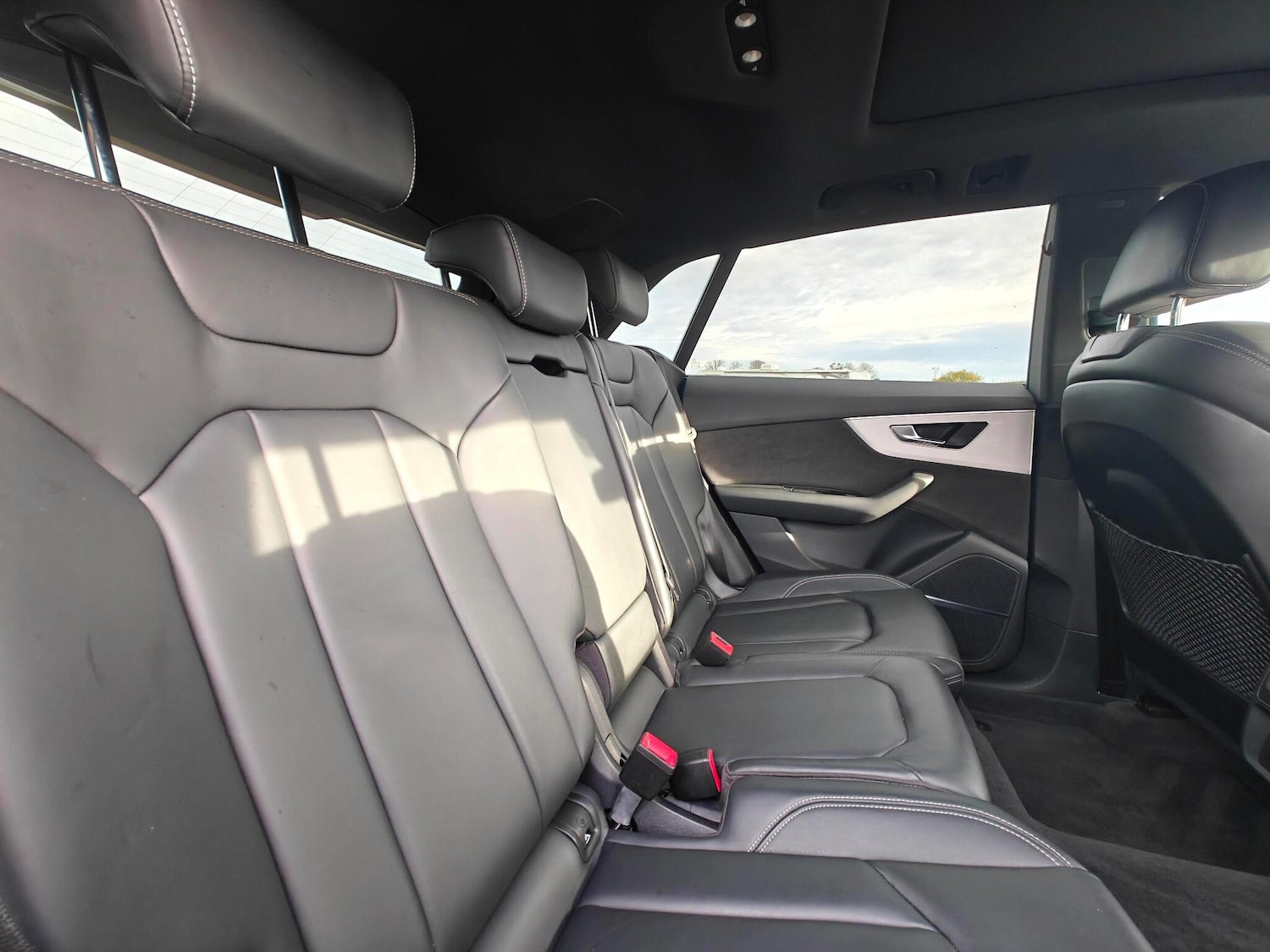 Used Audi Q8 2020 for sale - 76993881: Photo 10