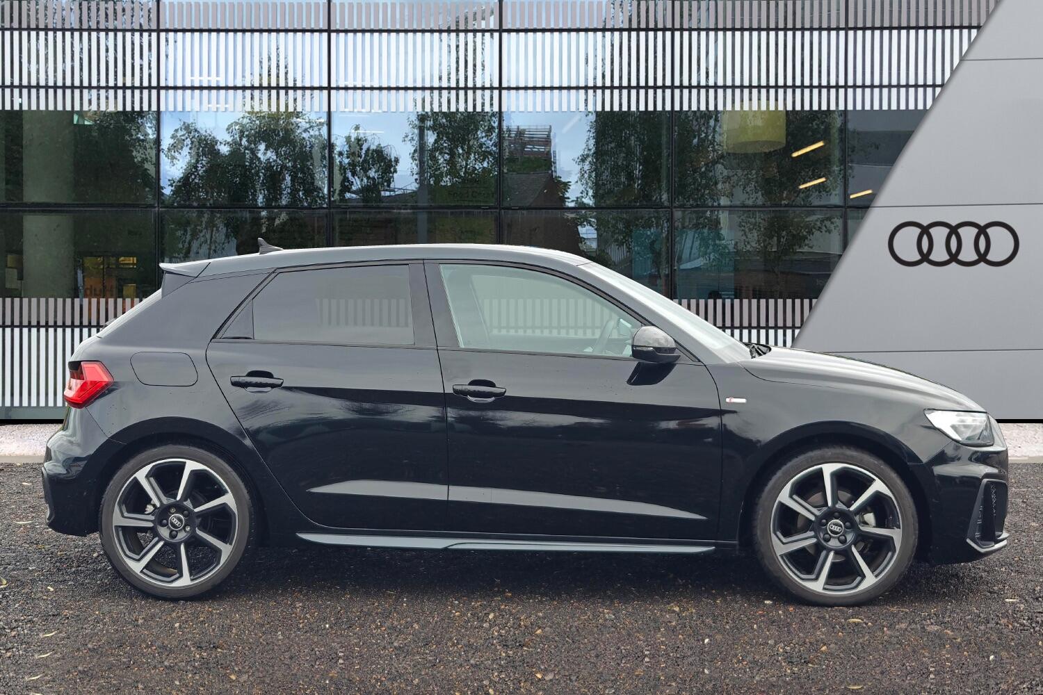 Used Audi A1 2021 for sale - 76850356: Photo 4