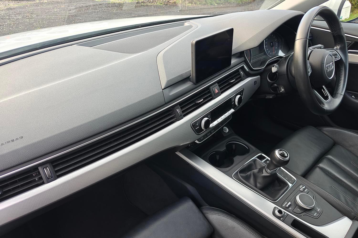 Used Audi A4 Avant 2019 for sale - 76389376: Photo 2