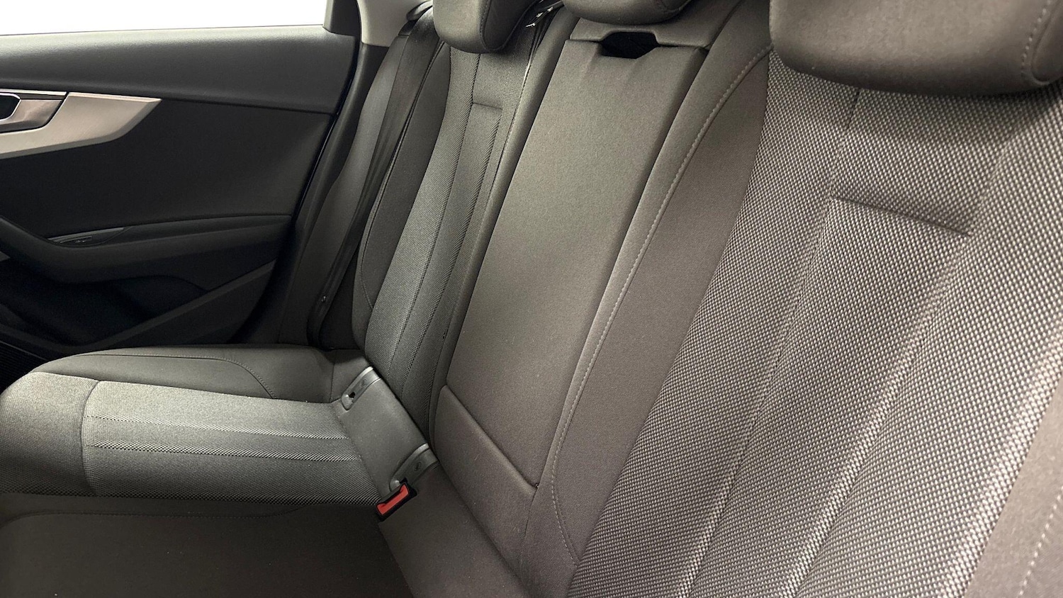 Used Audi A4 2023 for sale - 77074027: Photo 5