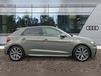 Used Audi A1 2023 for sale - 76584776: Photo