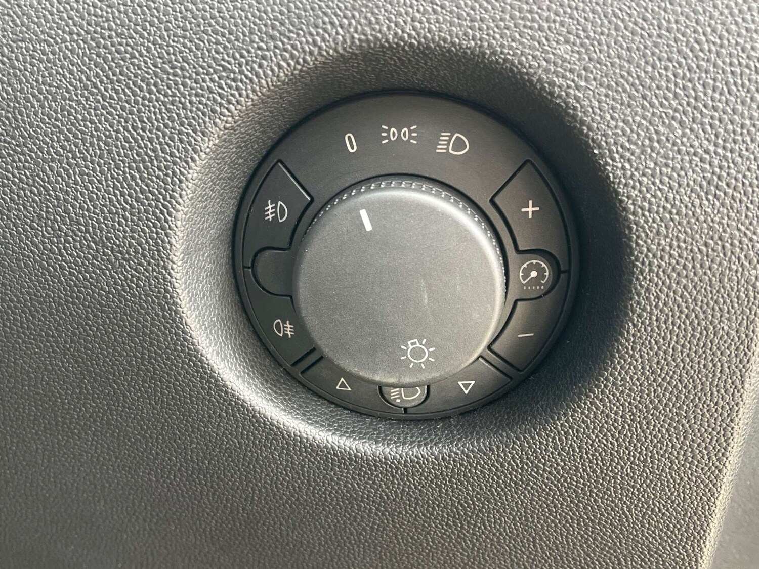 Used Vauxhall Corsa 2009 for sale - 78167918: Photo 17