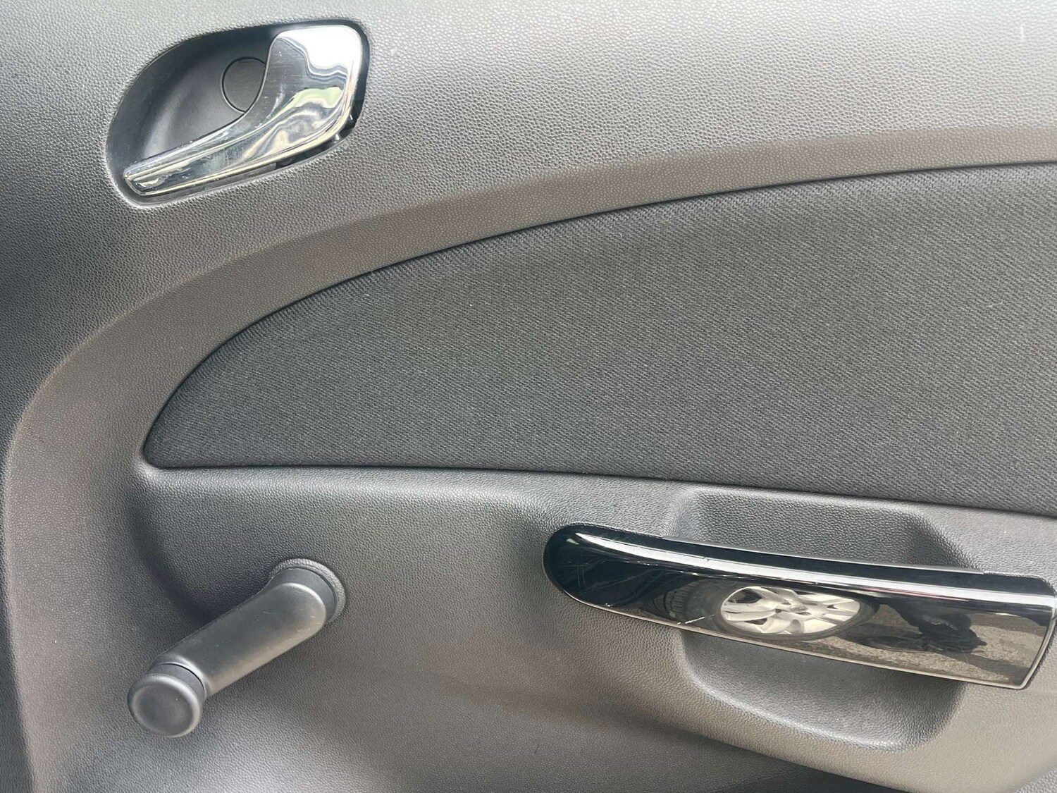 Used Vauxhall Corsa 2009 for sale - 78167918: Photo 18